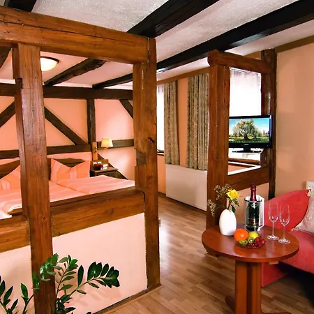 Hotel Zum Kanzler 3*